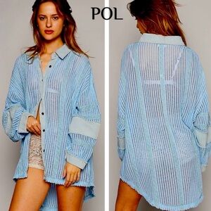 POL New Light Blue Textured Button-Up Shirt Size Small